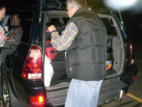 Packing up the car at 5:30am, for out trip back home - September 19, 2009.